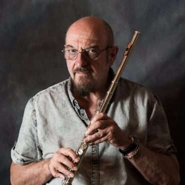 Ian Anderson, Myke Scavone, Daryl Braithwaite