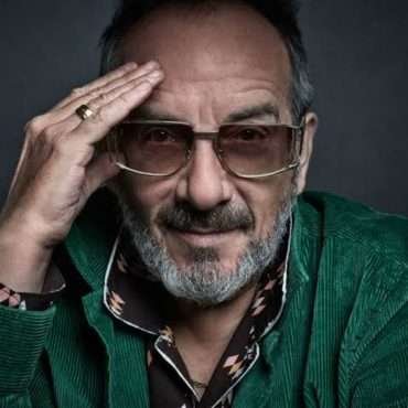 Elvis Costello, Daddy Dewdrop, The Bellamy Brothers