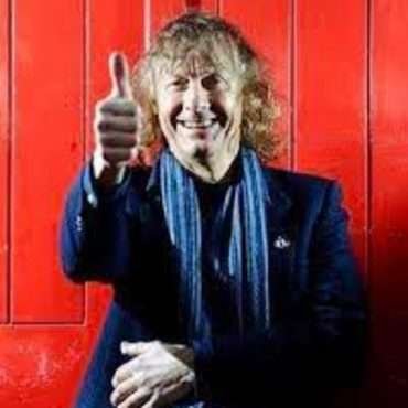 Mott the Hoople's Verden Allen, 1910 FruitGum Company's Frank Jeckell and Aussie icon John Williamson