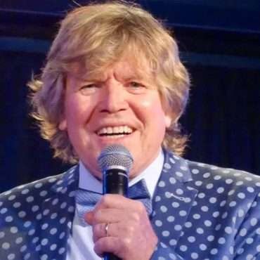 Peter Noone, Tommy Roe, Walter Trout