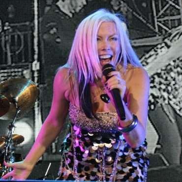 TERRI NUNN on BERLIN's Legacy, Motherhood, Music and Regrets