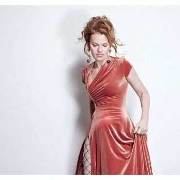 Stereo Embers The Podcast 0415: Sandra Bernhard