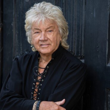 John Lodge: The Heartbeat of The Moody Blues